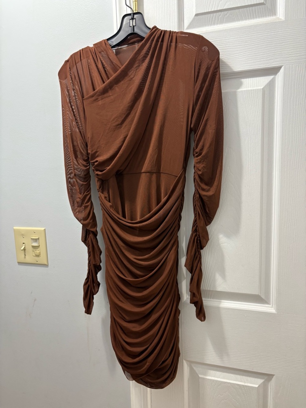 SEROYA Moxey Ruched Mesh Mini Dress Burnt Toffee NWT - Picture 5 of 8